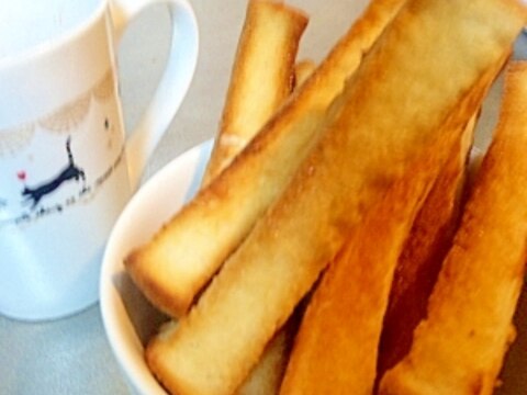 余った食パンで♪カリっとラスク ミルクver.